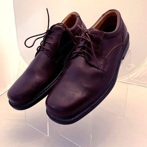 hush puppies vibram sole